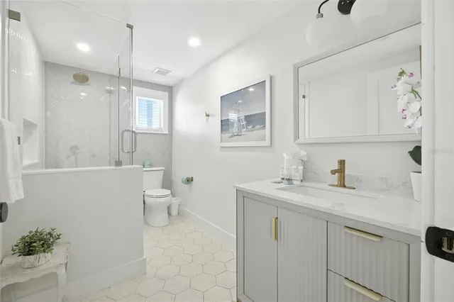 $3,230,000 | 405 28th Street, Holmes Beach, FL 34217