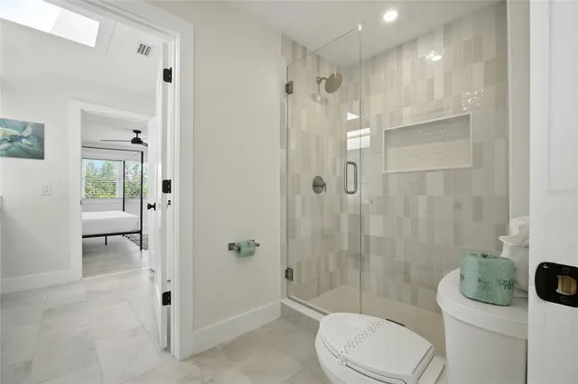 $3,230,000 | 405 28th Street, Holmes Beach, FL 34217