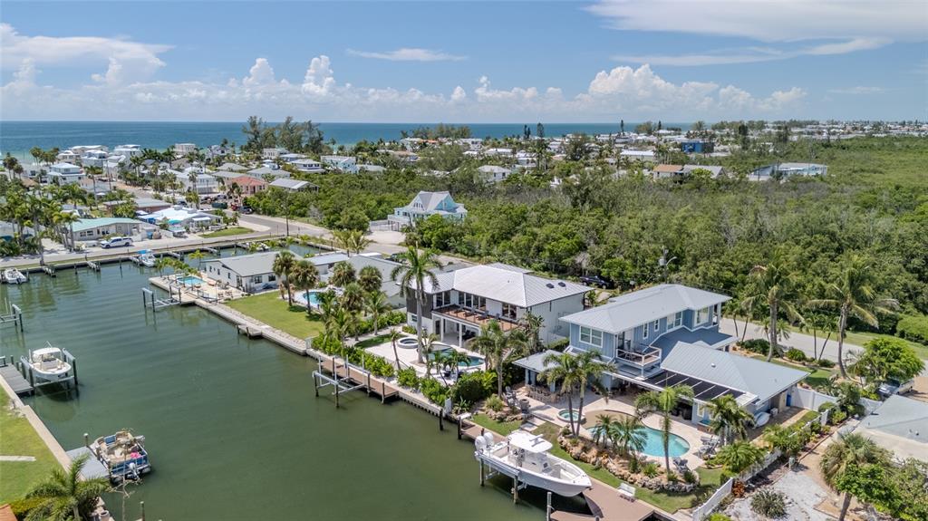 405 28th Street Holmes Beach, FL 34217 - Photo 44 of 50