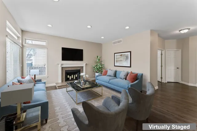 $475,000 | 1108 Heavens Gate, Lake In The Hills, IL 60156