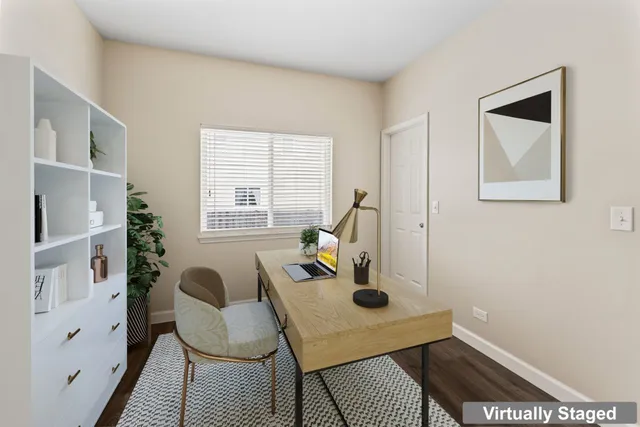 $475,000 | 1108 Heavens Gate, Lake In The Hills, IL 60156