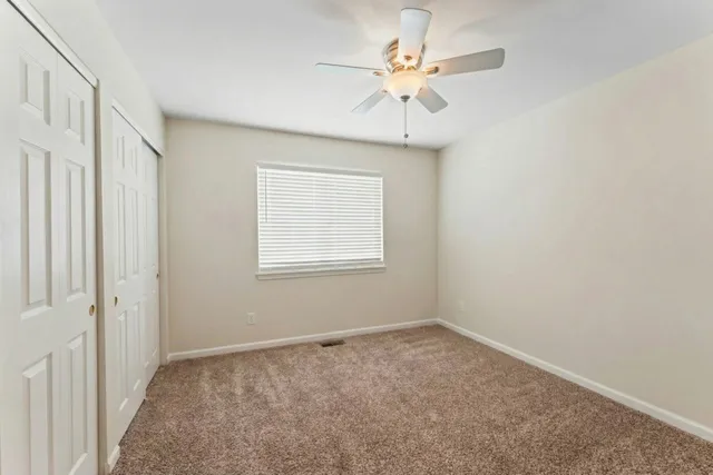 $475,000 | 1108 Heavens Gate, Lake In The Hills, IL 60156