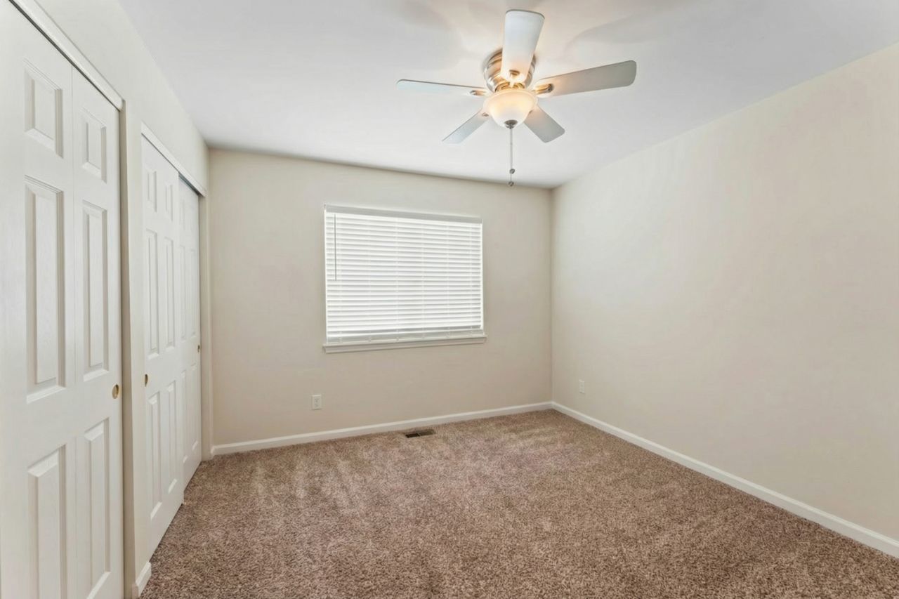 1108 Heavens Gate Lake In The Hills, IL 60156 - Photo 27 of 40