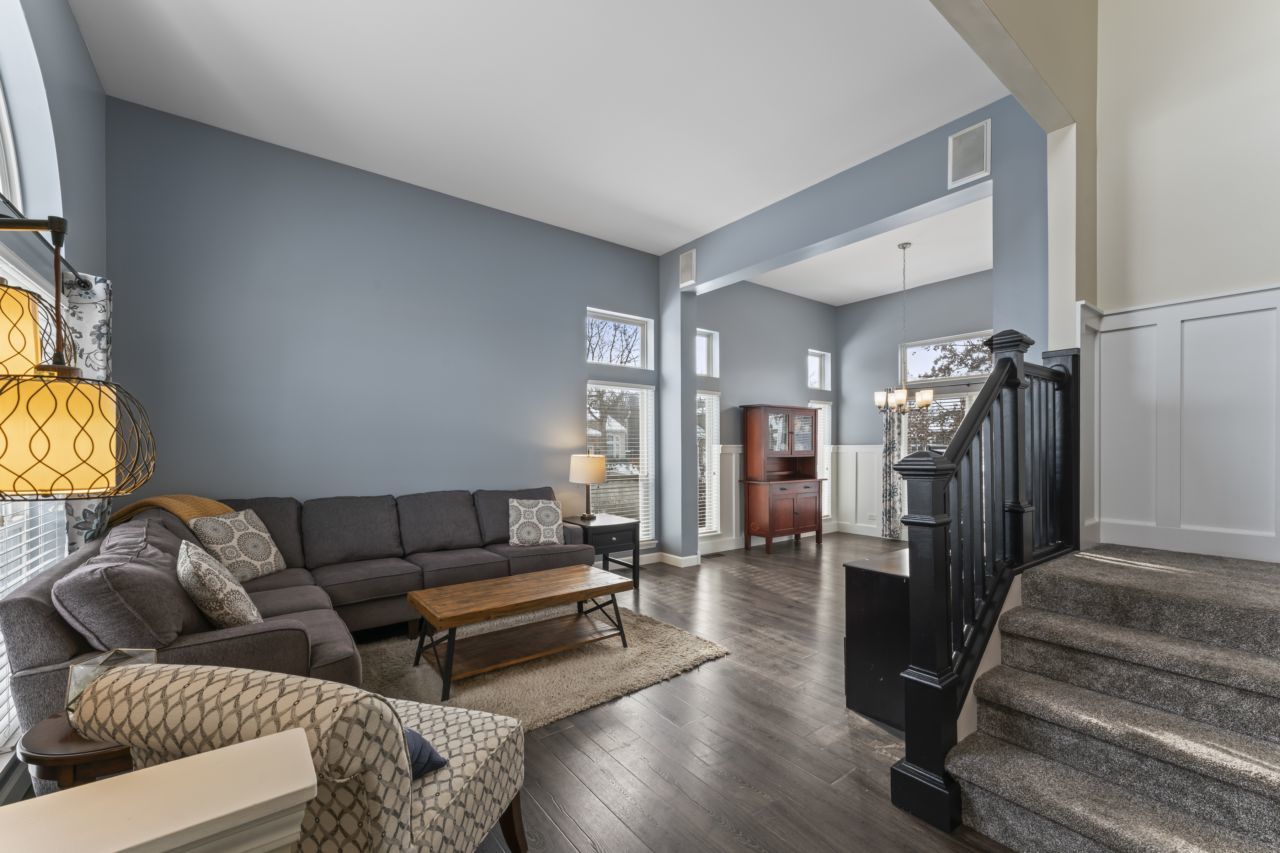 1108 Heavens Gate Lake In The Hills, IL 60156 - Photo 5 of 40