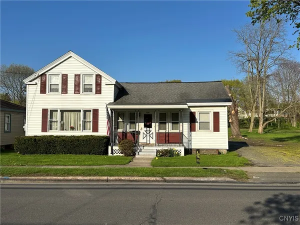 $160,000 | 279 Cherry Street, Oswego, NY 13126