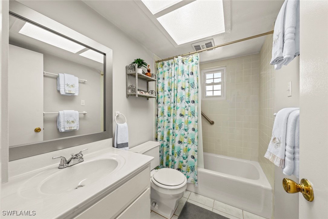 490 Marian Road Sanibel, FL 33957 - Photo 20 of 36