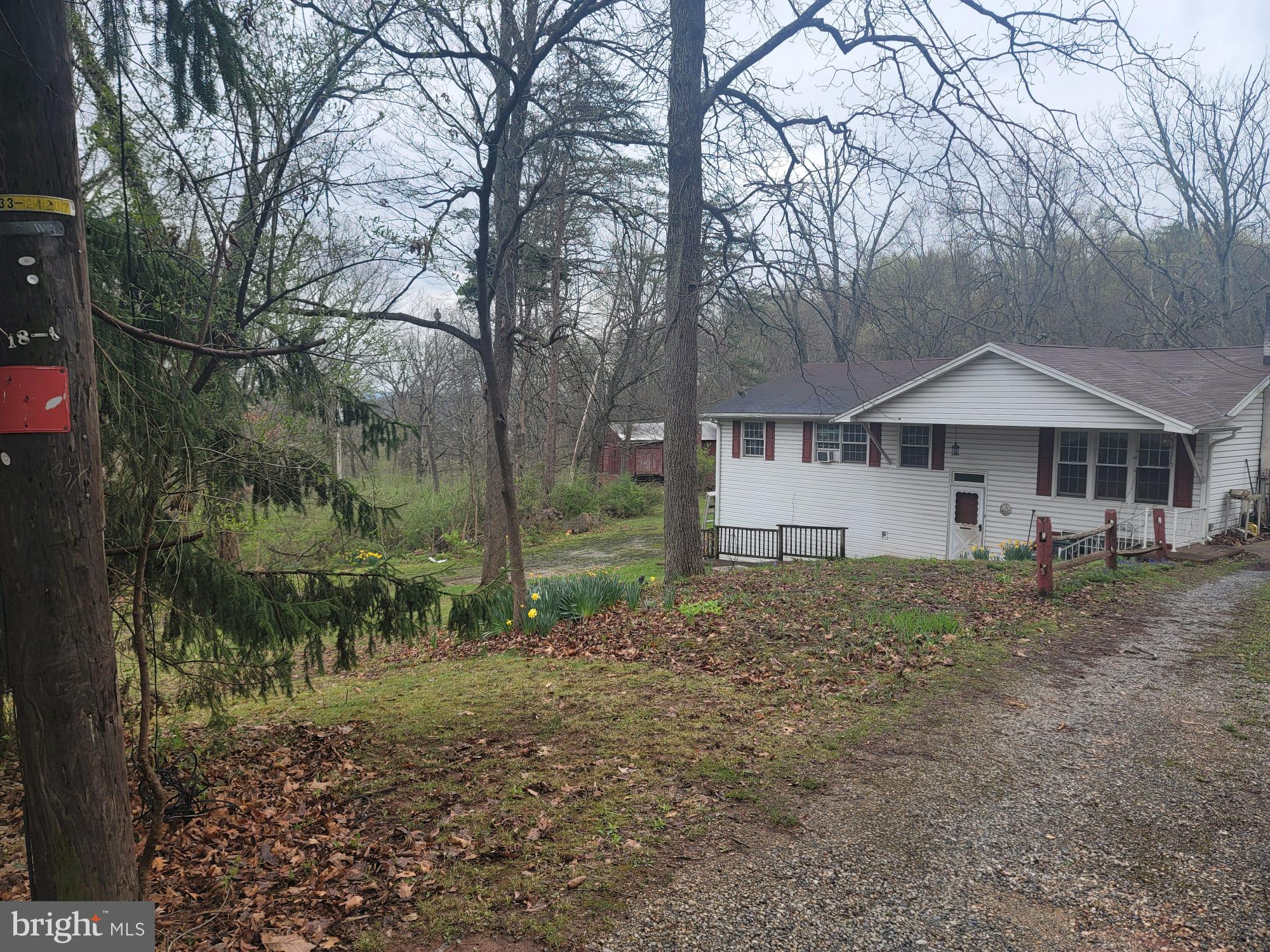 126 Pickett Road Dover, PA 17315 - Photo 12 of 13 Gallery Image 12