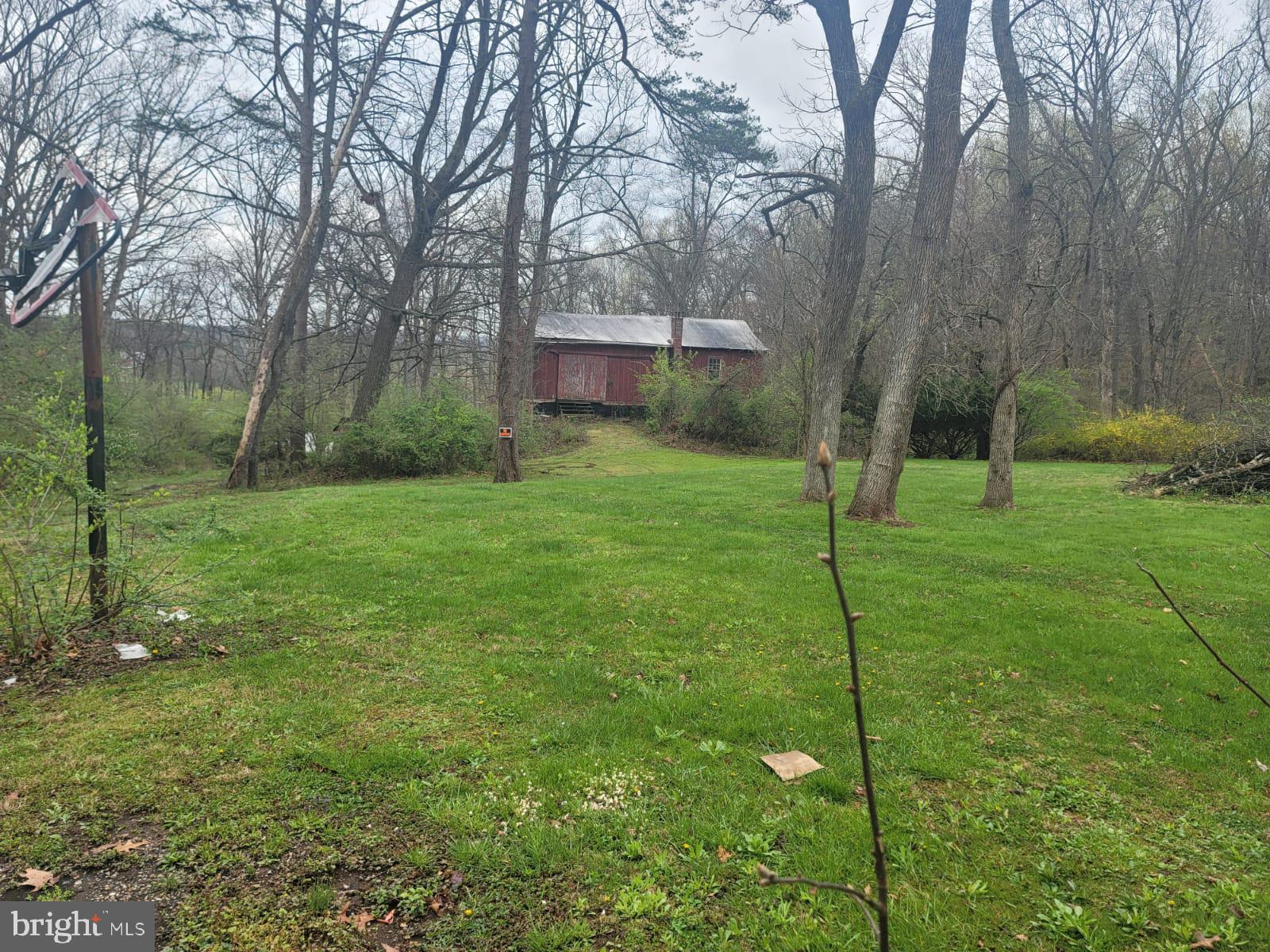 126 Pickett Road Dover, PA 17315 - Photo 2 of 13 Gallery Image 2