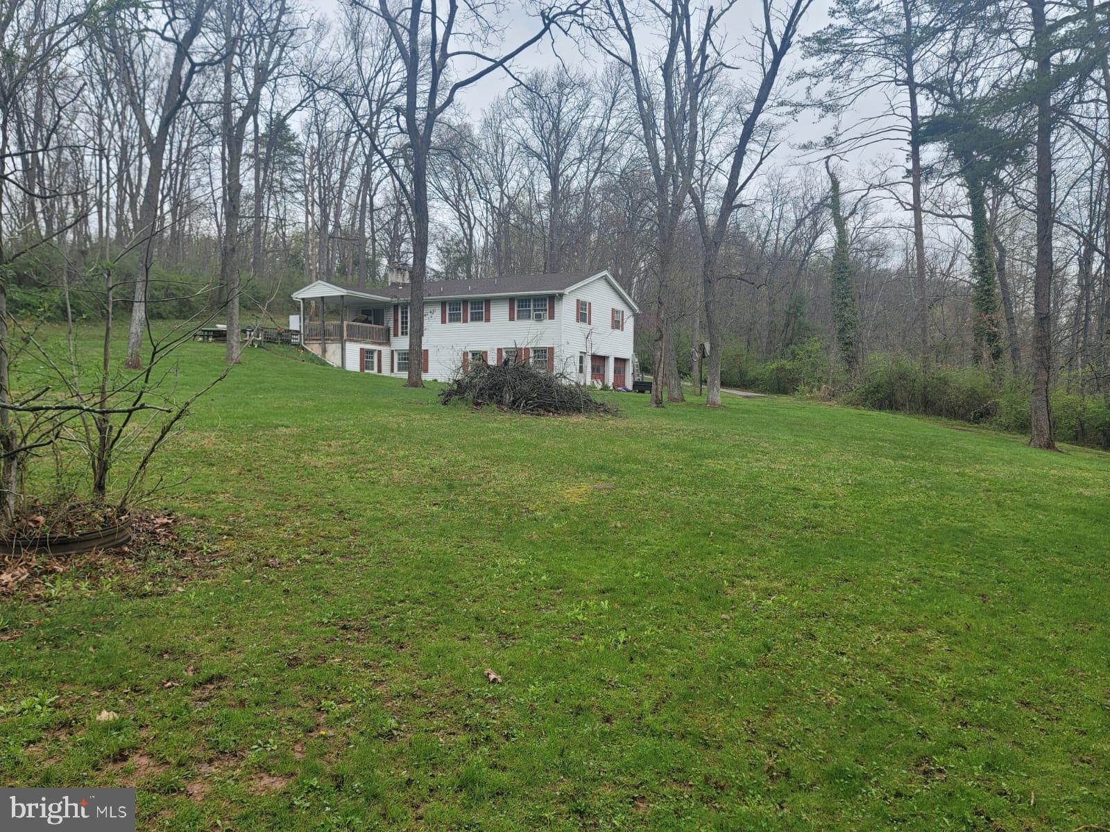 126 Pickett Road Dover, PA 17315 - Photo 3 of 13 Gallery Image 3
