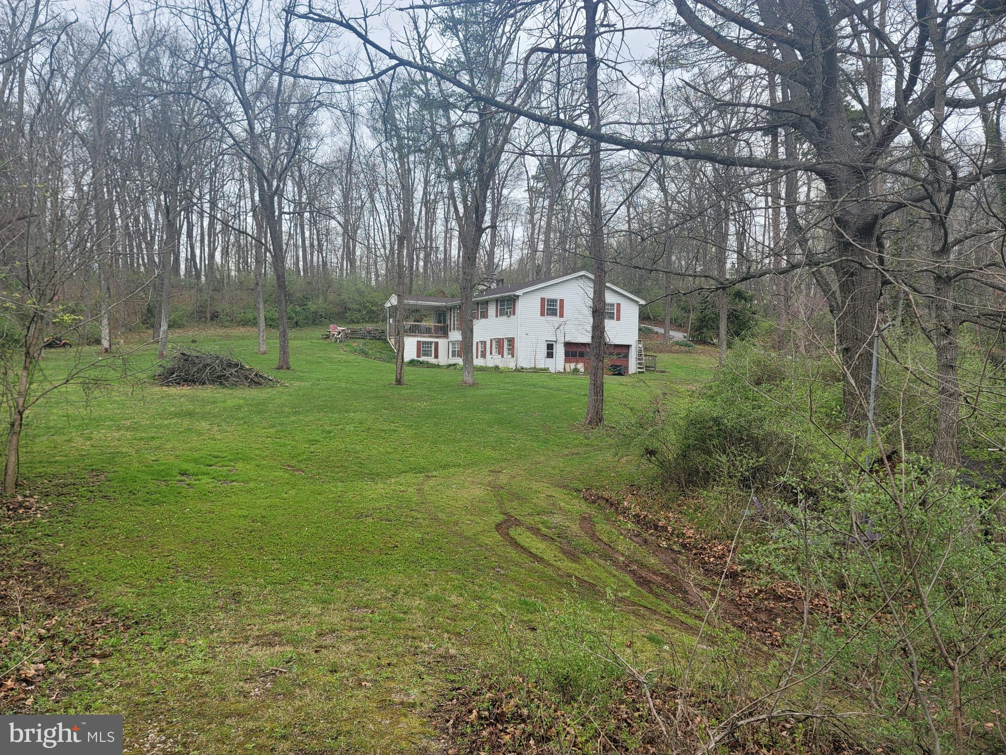 126 Pickett Road Dover, PA 17315 - Photo 8 of 13 Gallery Image 8
