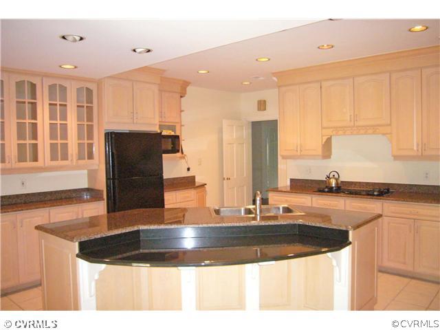 203 Gun Club Road Richmond, VA 23221 - Photo 4 of 12 Kitchen - Renovated granite kitchen with pantry an