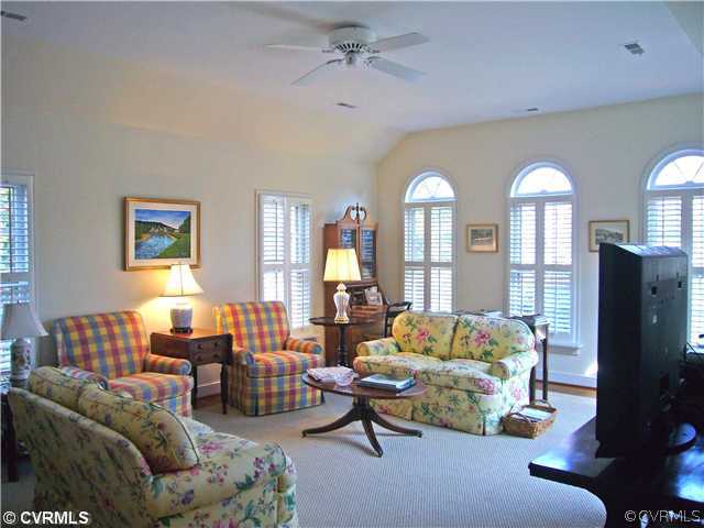 203 Gun Club Road Richmond, VA 23221 - Photo 6 of 12 Den/Family/Great Room - Family Room overlooking ba