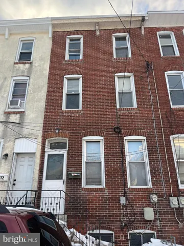 $1,575 | 814 Upland Street, Chester, PA 19013