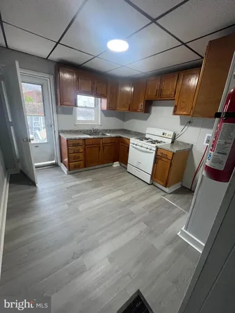 $1,585 | 814 Upland Street, Chester, PA 19013