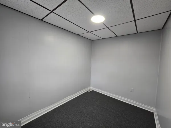 $1,585 | 814 Upland Street, Chester, PA 19013