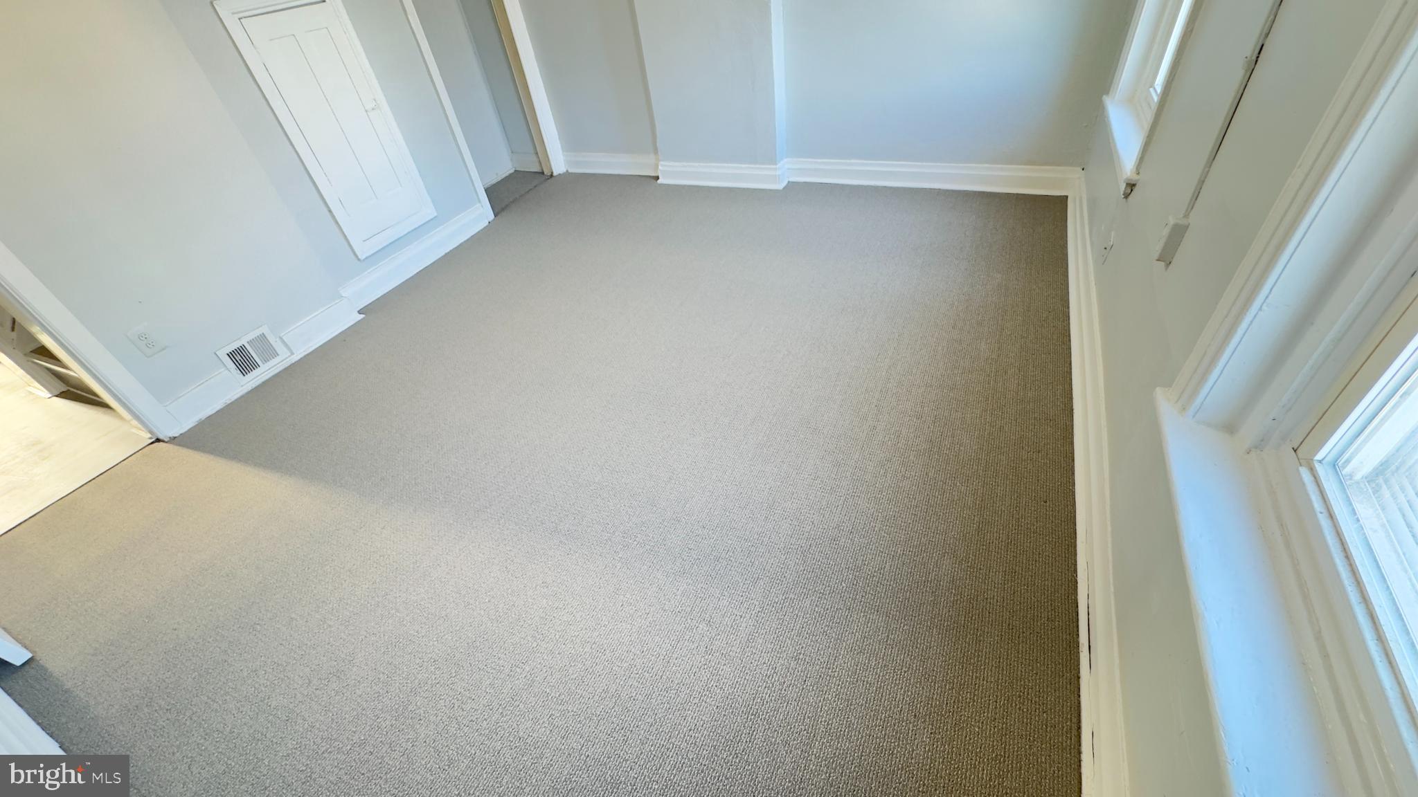 814 Upland Street Chester, PA 19013 - Photo 9 of 10