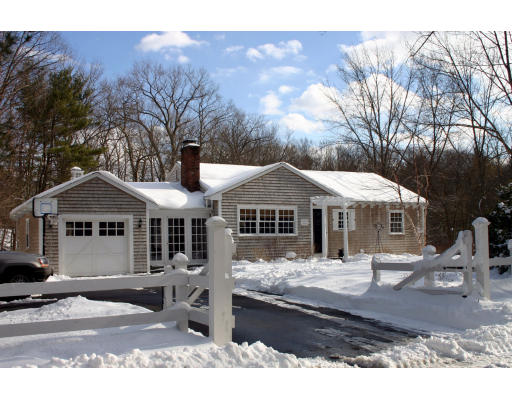 35 Concord Road, Unit 35 Wayland, MA 01778 - Photo 1 of 1