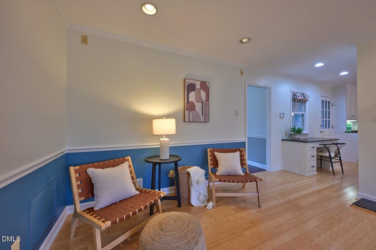 5324 Fairoaks Road Durham, NC 27712 - Photo 32 of 68 Family room