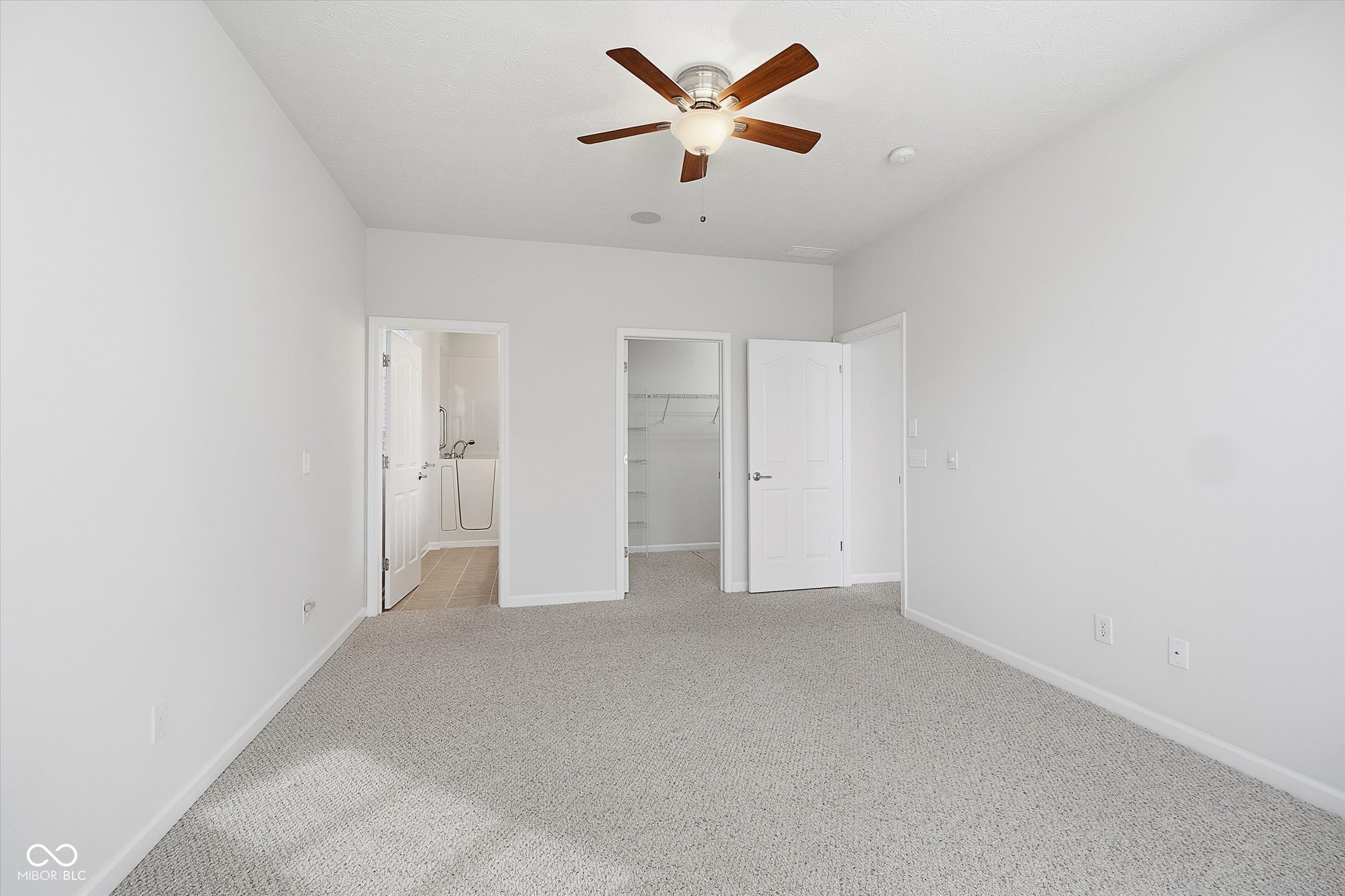 12766 Winery Way Fishers, IN 46037 - Photo 25 of 44