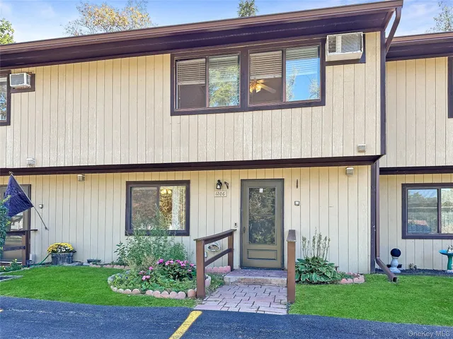 $368,977 | 1206 Chelsea Cove South, Hopewell Junction, NY 12533