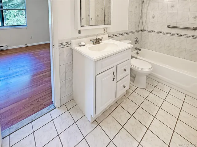 $368,977 | 1206 Chelsea Cove South, Hopewell Junction, NY 12533