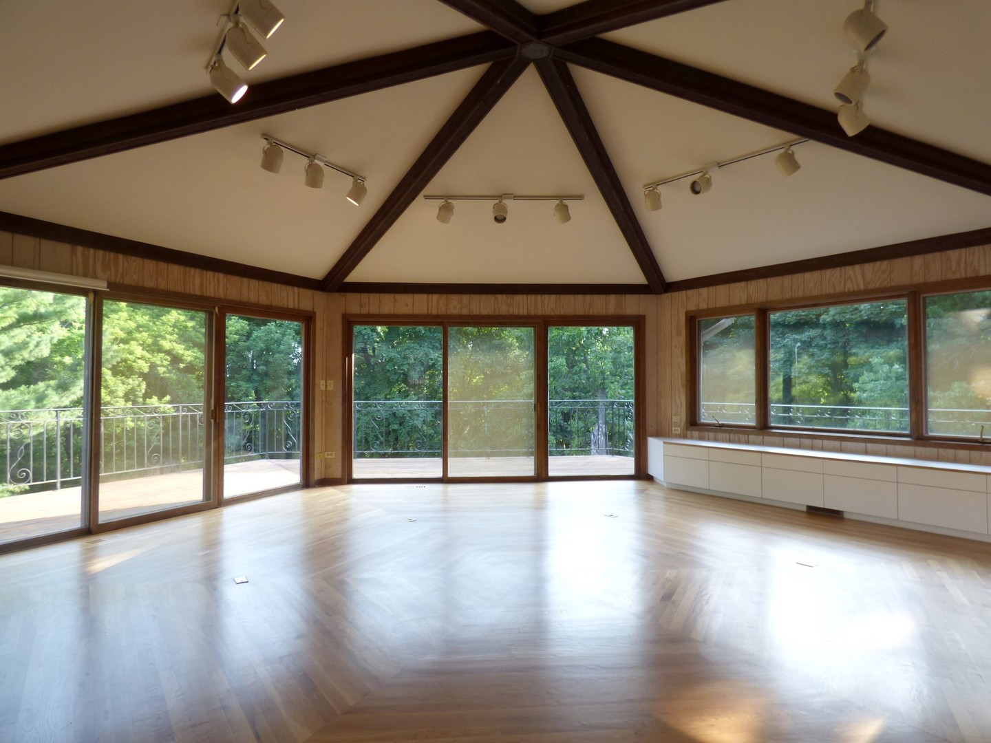 180 Stonegate Road Trout Valley, IL 60013 - Photo 43 of 74