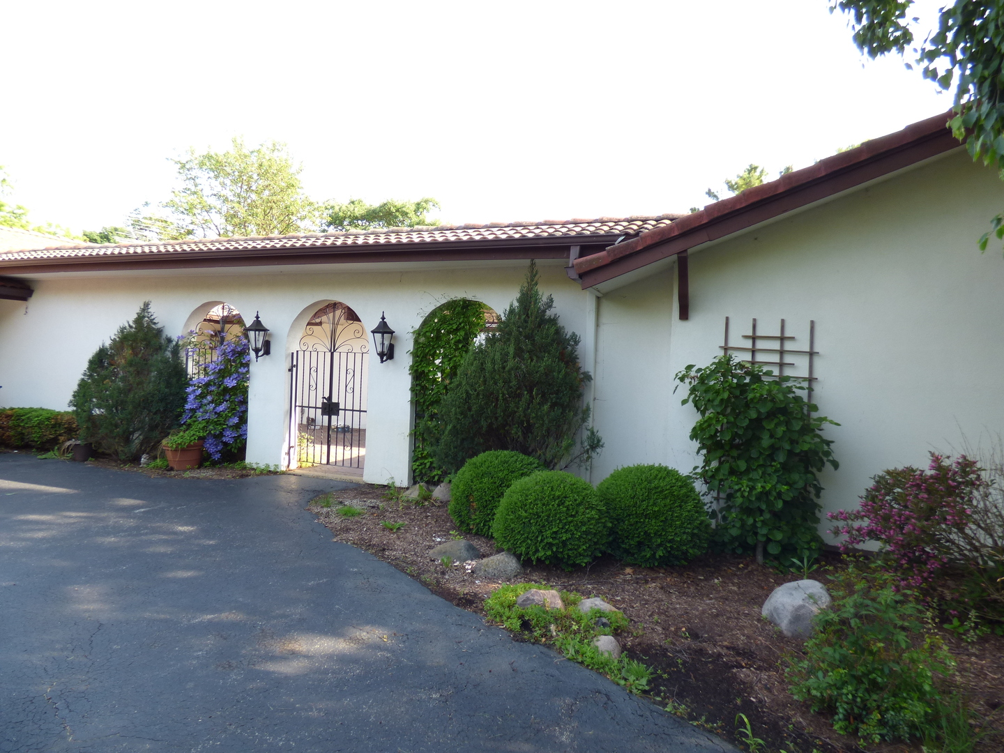 180 Stonegate Road Trout Valley, IL 60013 - Photo 7 of 74