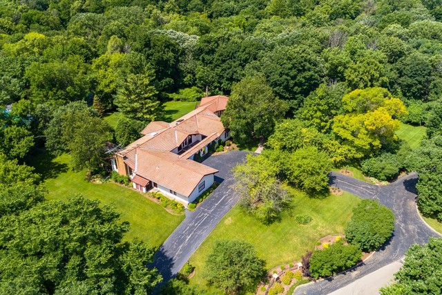 180 Stonegate Road Trout Valley, IL 60013 - Photo 72 of 74