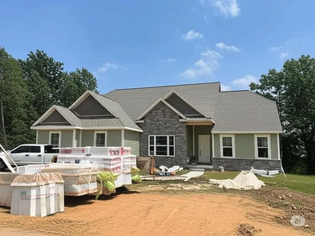 $685,300 | 11350 Killarney Drive, Stanwood, MI 49346