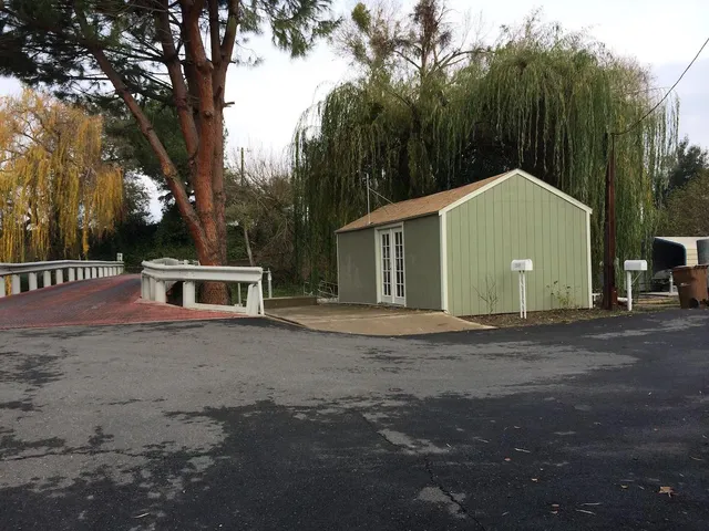 $799,500 | 17440 Grand Island Road, Walnut Grove, CA 95690