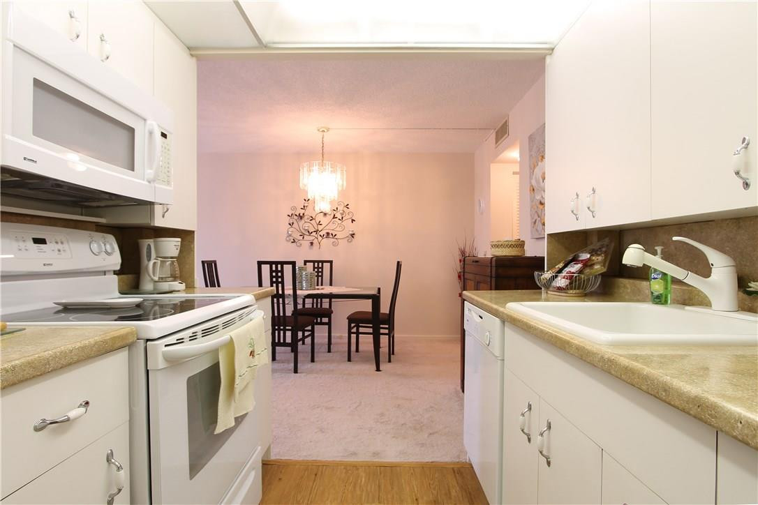 4087 Cornwall East, Unit 4087 Boca Raton, FL 33434 - Photo 9 of 34 Photo 9
