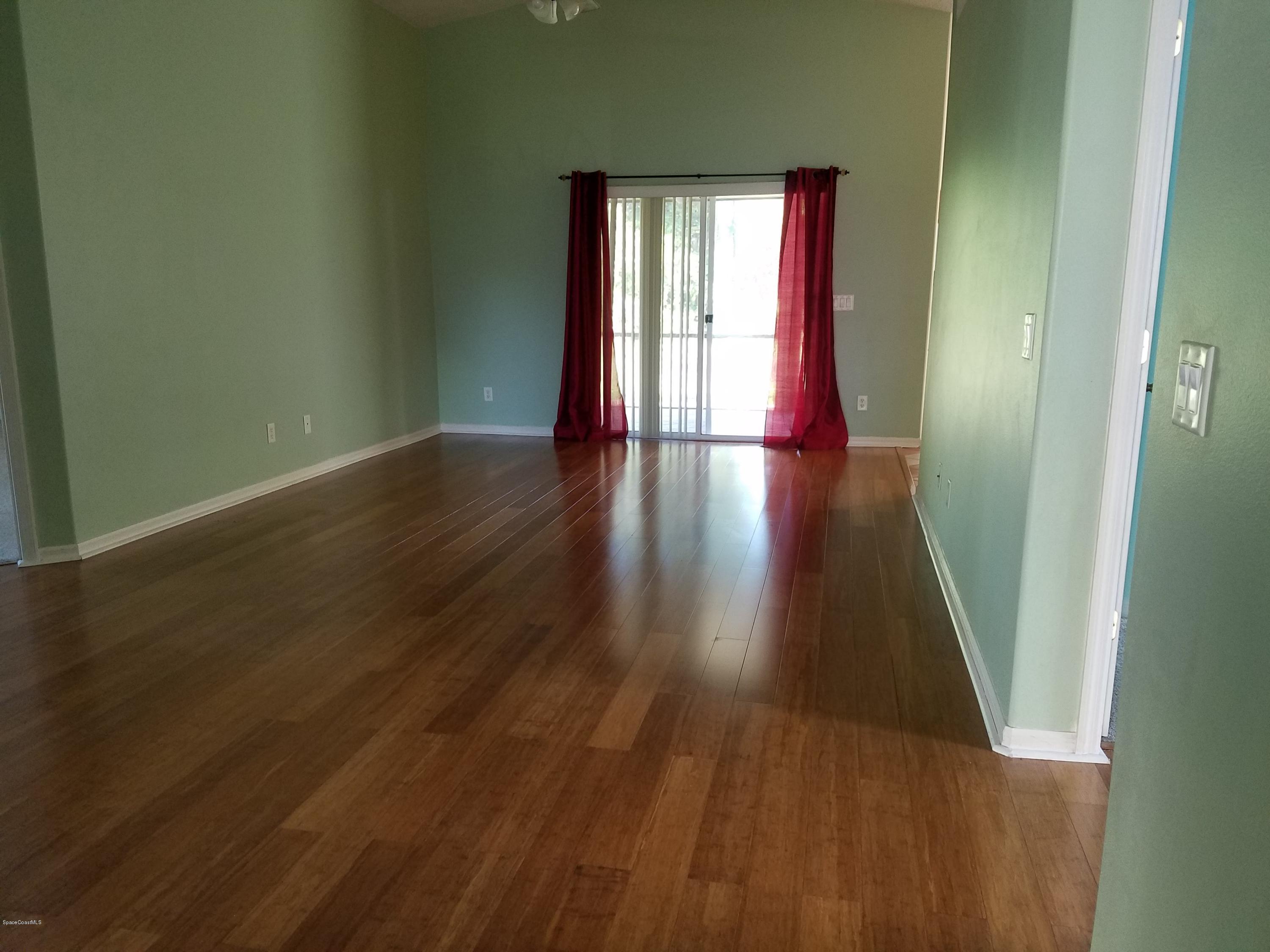2105 Spring Creek Circle Palm Bay, FL 32905 - Photo 5 of 25 Living Area