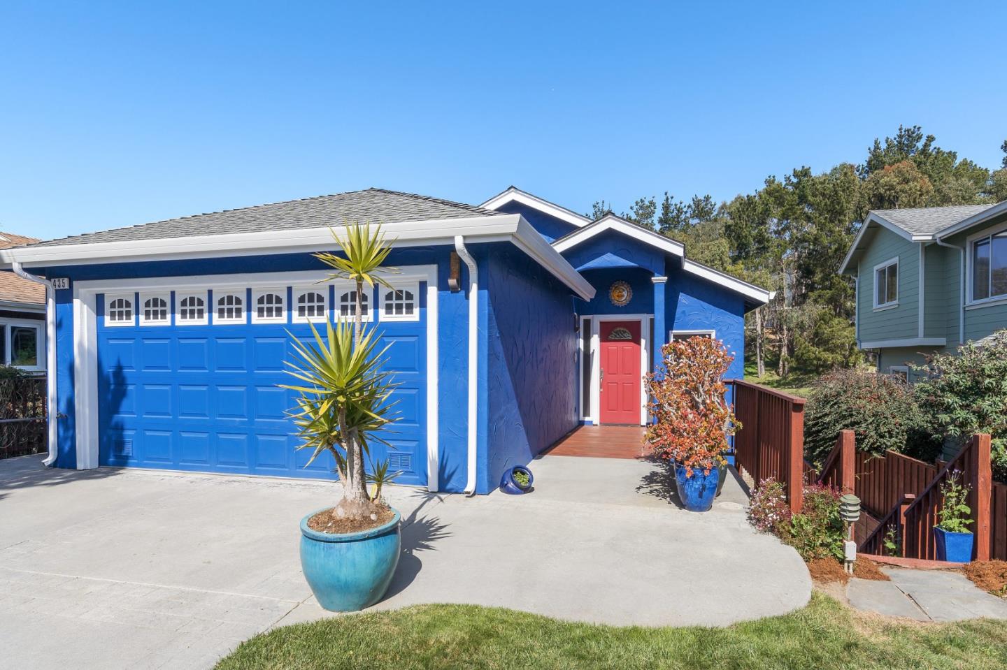 435 3rd Street, Montara, CA 94037 Compass