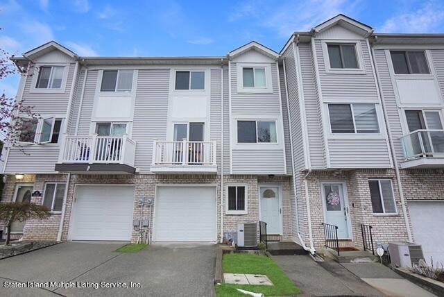 68 Sable Loop Staten Island, NY 10306 - Photo 1 of 21 image0