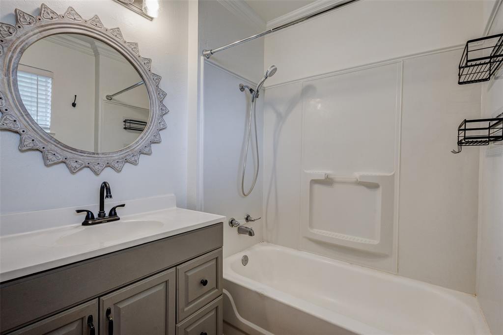 3263 Bilglade Road Fort Worth, TX 76133 - Photo 17 of 31