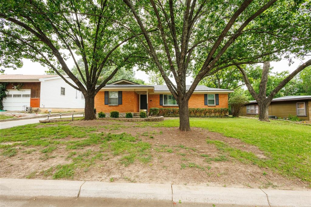 3263 Bilglade Road Fort Worth, TX 76133 - Photo 2 of 31