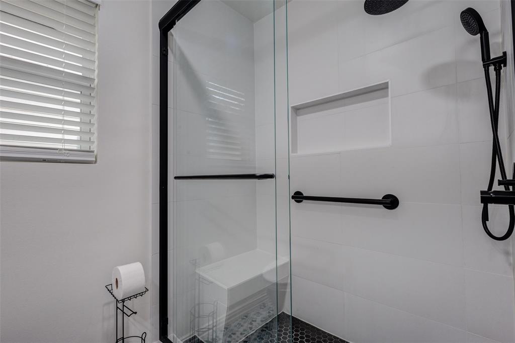 3263 Bilglade Road Fort Worth, TX 76133 - Photo 22 of 31