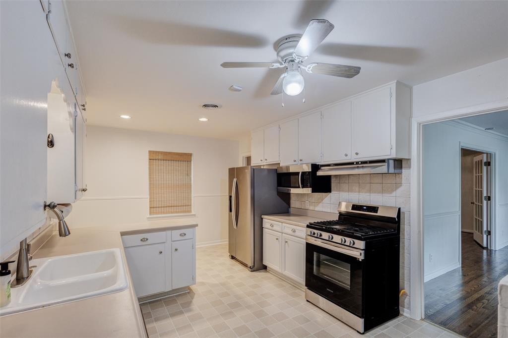 3263 Bilglade Road Fort Worth, TX 76133 - Photo 4 of 31