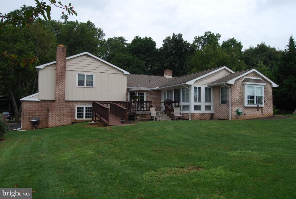 2104 Millstream Road Lancaster, PA 17602 - Photo 3 of 15