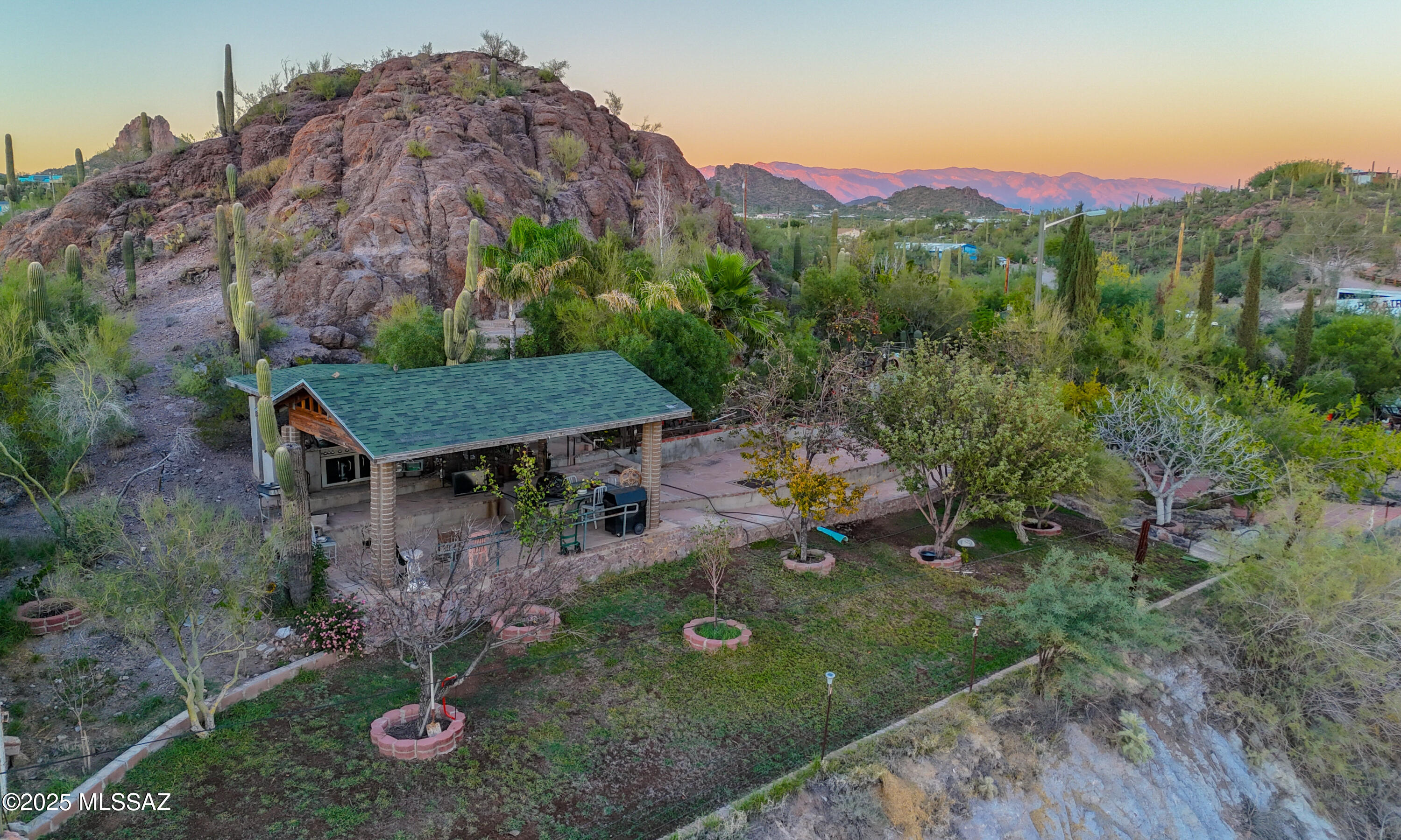 3930 West Valencia Road Tucson, AZ 85746 - Photo 4 of 20 DJI_20251106172616_0372_D-2