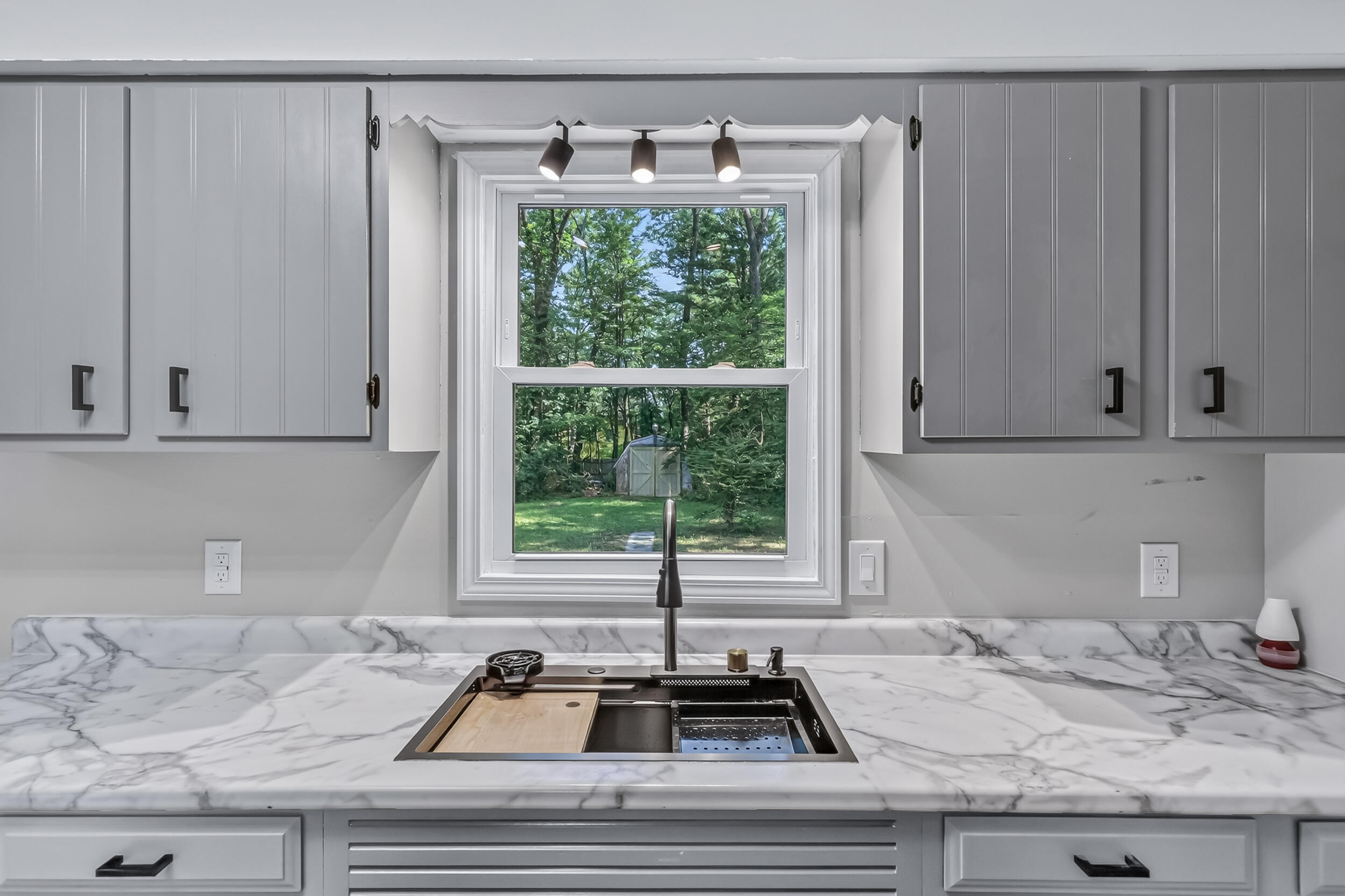 3614 Hall Road Muskegon, MI 49442 - Photo 10 of 25 hall kitchen 4