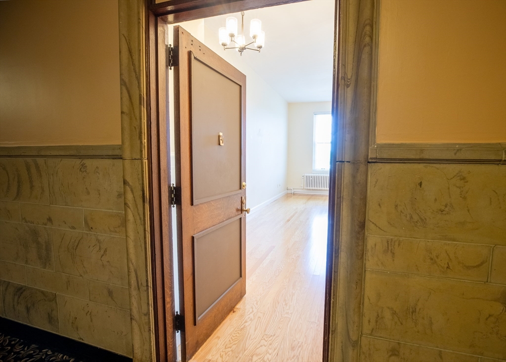 16 Balmoral Street, Unit 417 Andover, MA 01810 - Photo 4 of 20