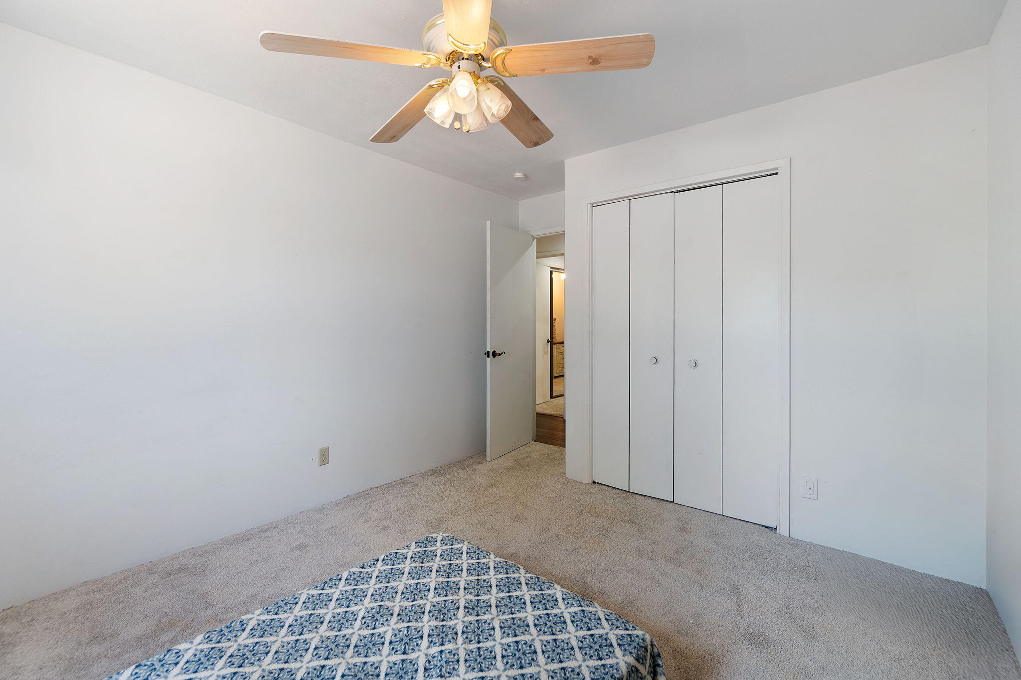 10390 October Lane Redding, CA 96003 - Photo 28 of 94 Bedroom #3