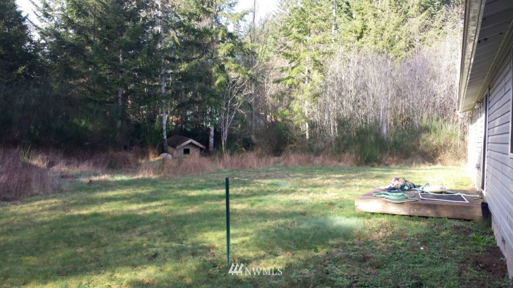 1570 East Grapeview Loop Road Grapeview, WA 98546 - Photo 21 of 22 Gallery Image 21