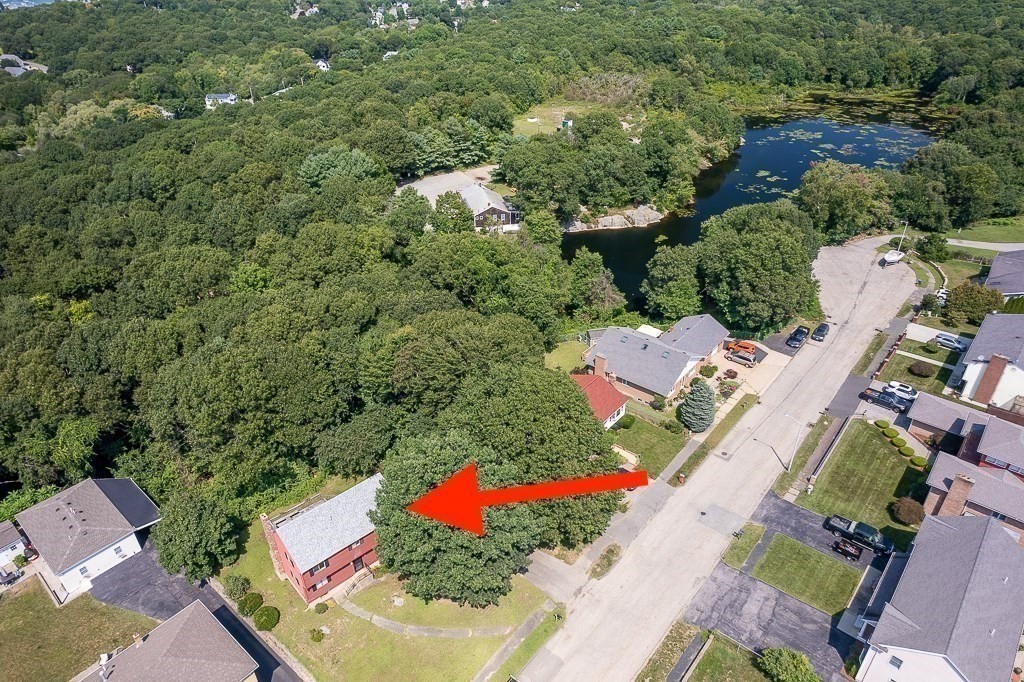 32 Reservoir Road Gloucester, MA 01930 - Photo 5 of 26 Gallery Image 5