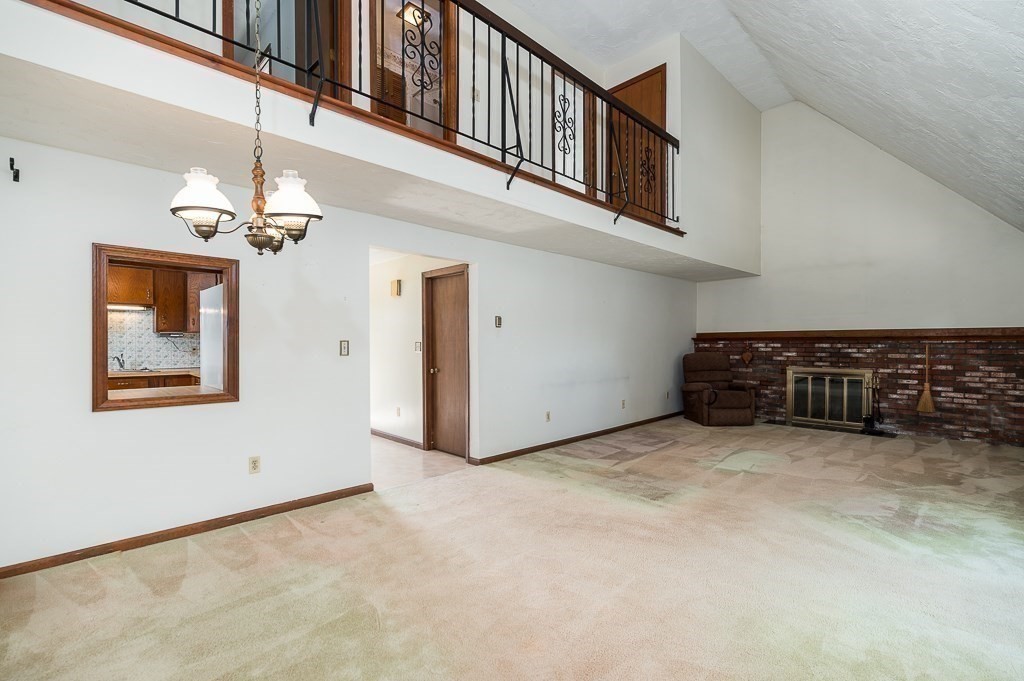 32 Reservoir Road Gloucester, MA 01930 - Photo 8 of 26 Gallery Image 8