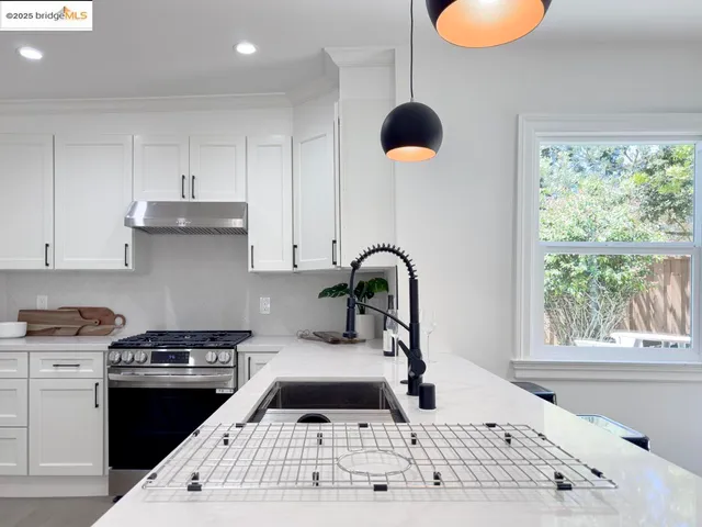 $1,750,000 | 479 Kentucky Avenue, Berkeley, CA 94707