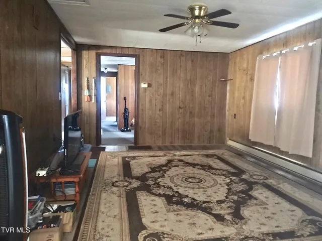 $127,700 | 1598 Hickory Flts Road, Pennington Gap, VA 24277