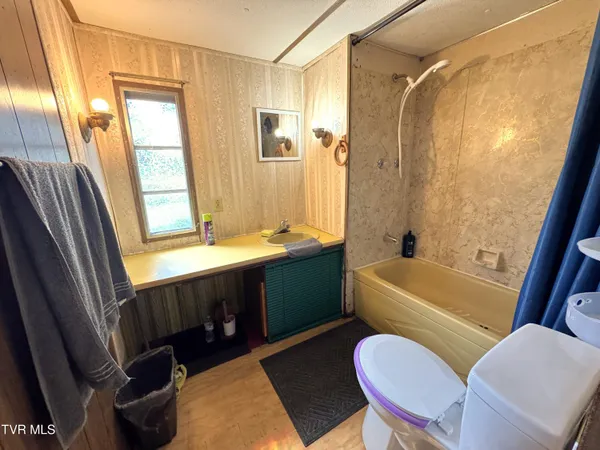 $127,700 | 1598 Hickory Flts Road, Pennington Gap, VA 24277