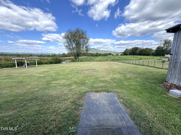 $127,700 | 1598 Hickory Flts Road, Pennington Gap, VA 24277